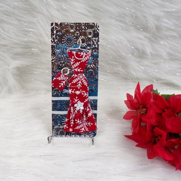 Holiday Snowflakes Dress Greeting Card An Original - Picture 1 of 3